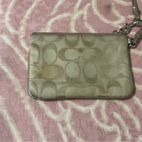Coach Poppy Wristlet